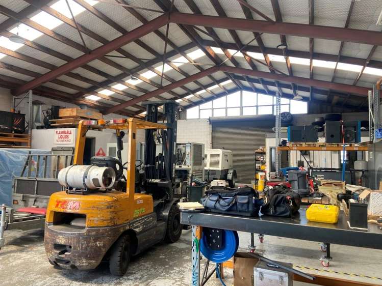 2/12 Euclid Avenue Te Rapa_1