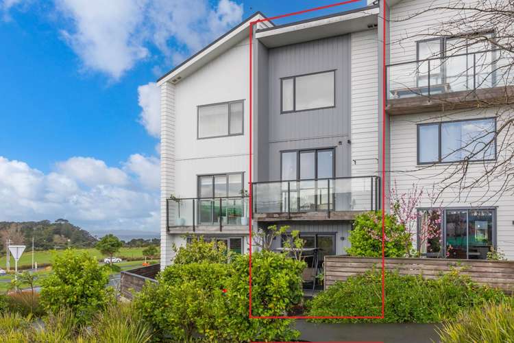 77 Te Oneroa Way Long Bay_12