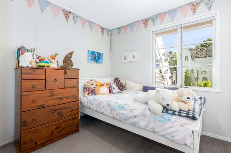 6 Kilmister Avenue Thorndon_13