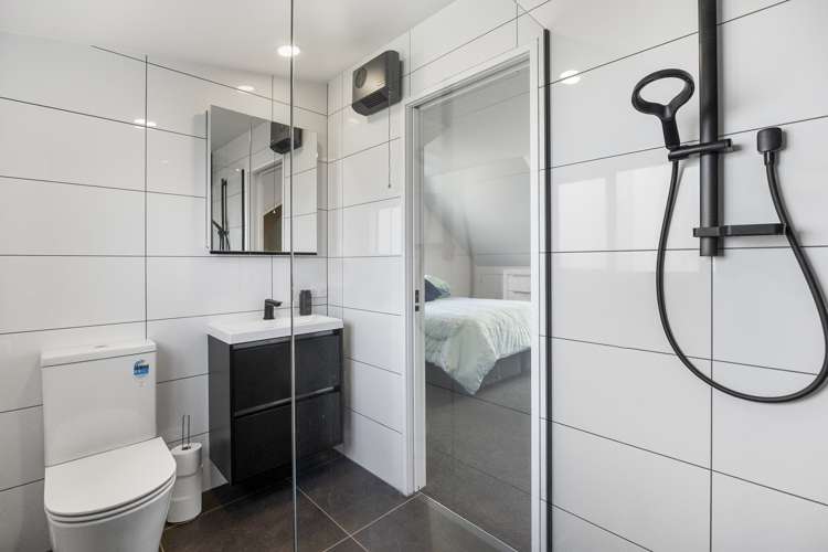 87 Walton Park Avenue Fairfield_16