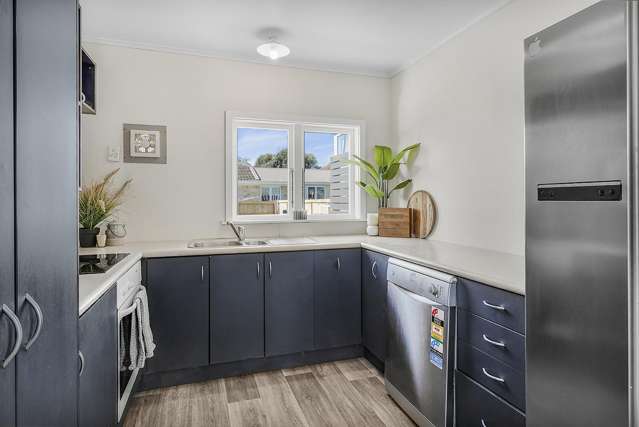 16 Cameron Road Hamilton East_3