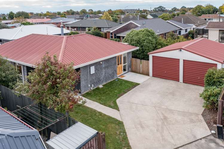 9 Honeysuckle Place Northcote_18