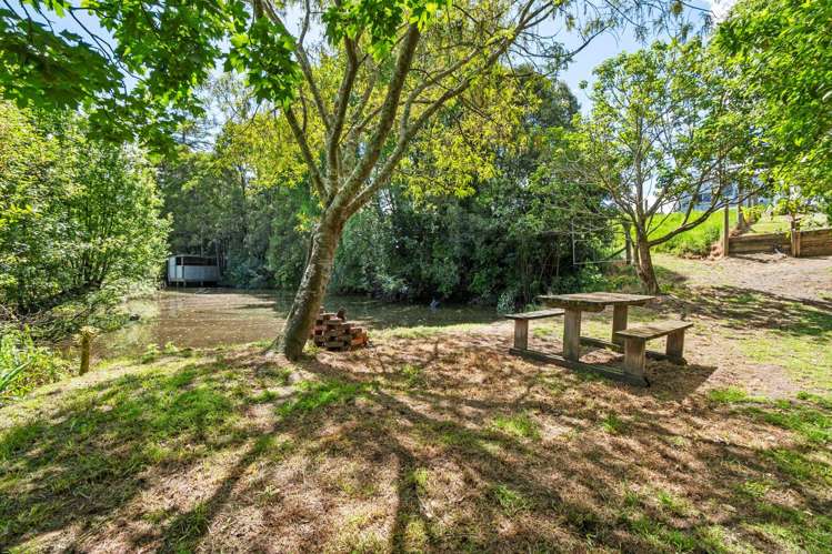 203 Fergusson Road Halcombe_34