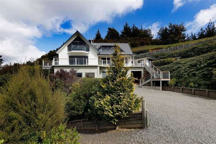 3264 Queen Charlotte Drive Picton_22