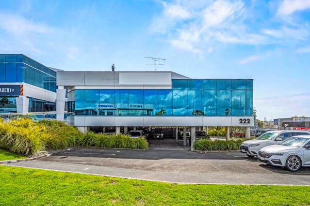 Unit A/222 Bush Road Rosedale_1