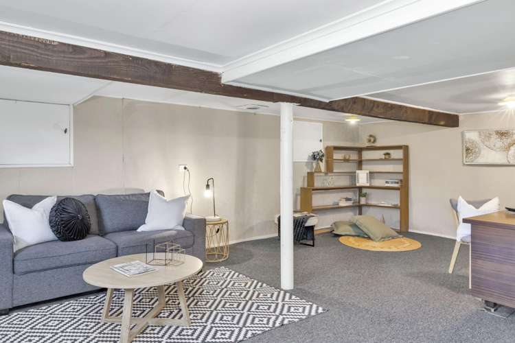 33A Saint Edmund Crescent Tawa_17