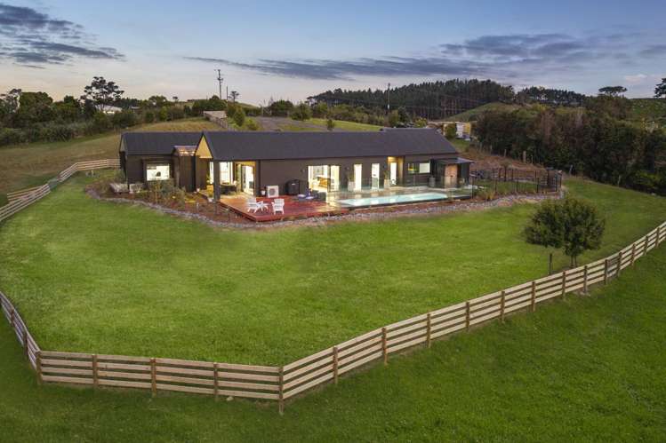 30 Hull Road Waitoki_20