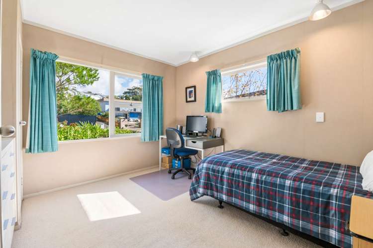 21 Stapleford Crescent Browns Bay_12