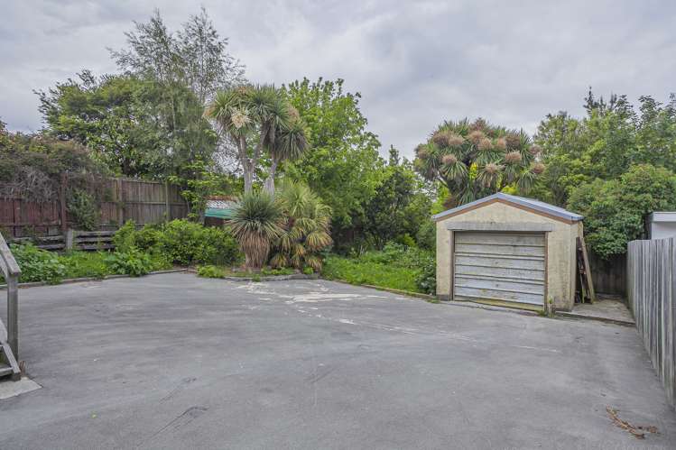 25 Marston Road Kensington_16