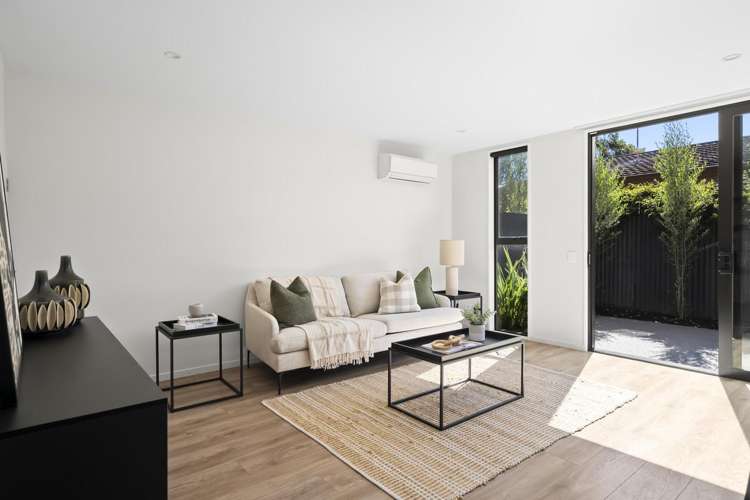 2/42 Dickens Street Addington_4