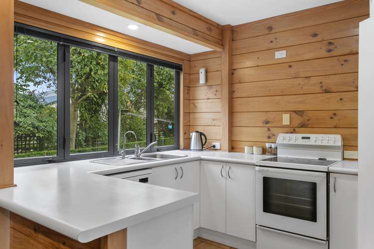 74 Logan Avenue Wharewaka_5