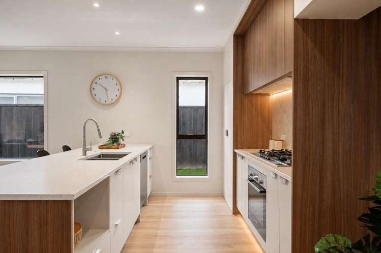 15 Halley Drive Chartwell_7