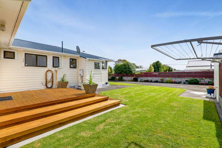 82 Blake Street Waitara_26