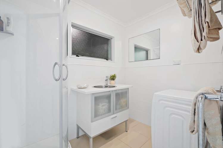 59 Torkar Road Clarks Beach_18