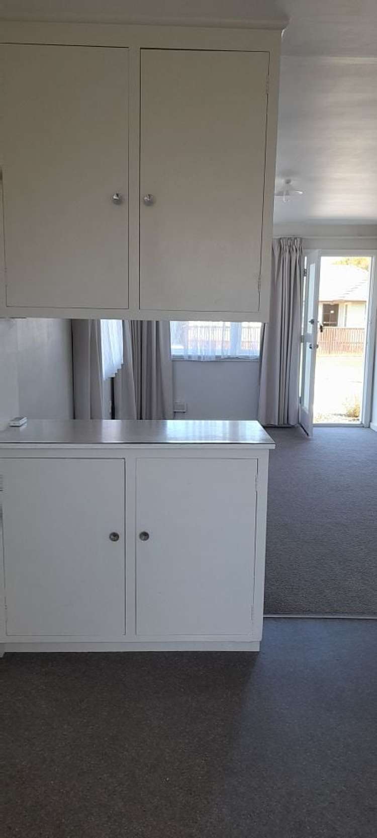 11 Hassals Lane Waltham_2