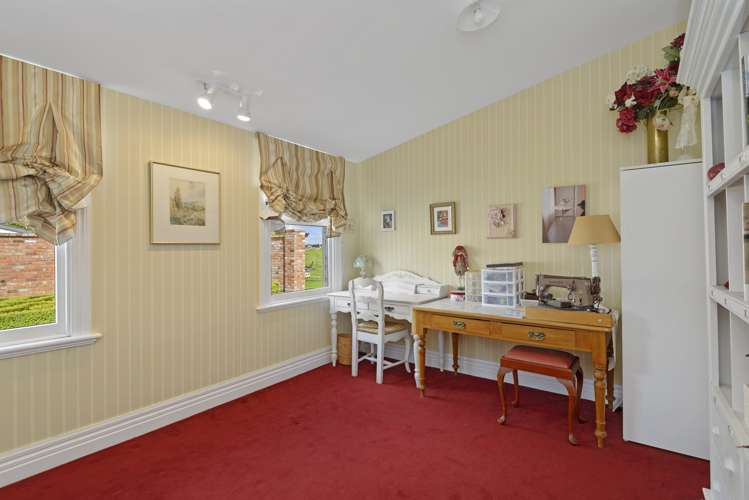 21 Mitchells Road Bankside_25