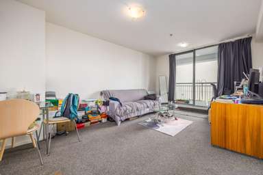 1205/1 Parliament Street_3