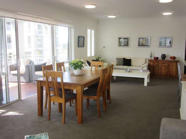 102 Panorama Heights Orewa_5