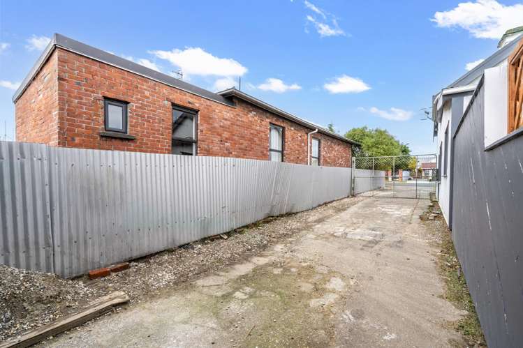 306 Crinan Street Georgetown_36