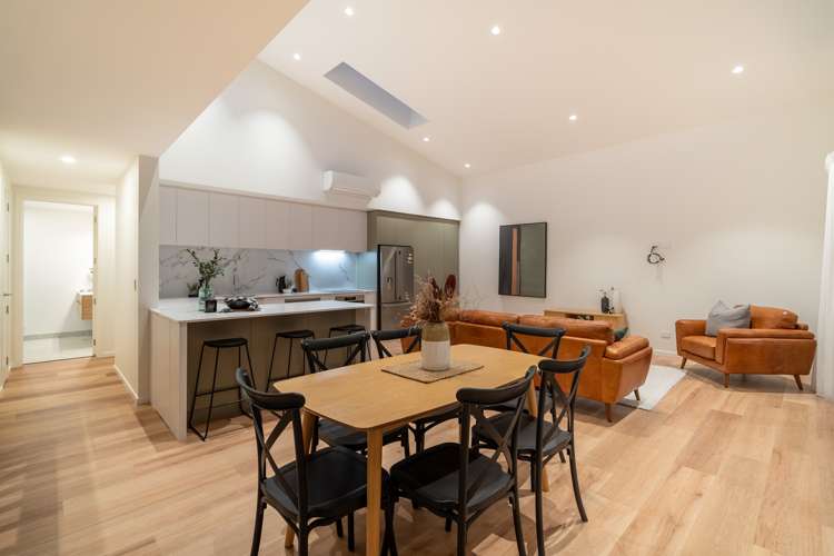 56 King Street Windsor_7