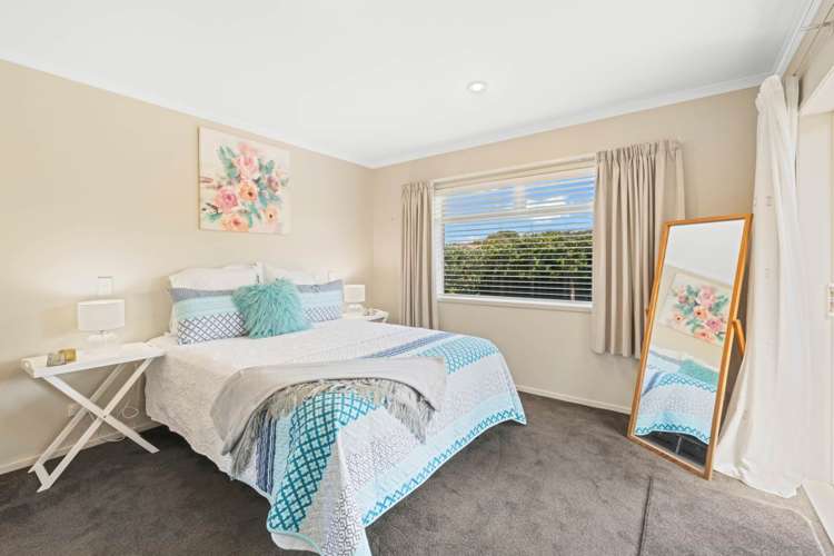 12 Ross Crescent Orewa_15