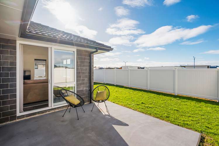 18 Maturiki Drive One Tree Point_5