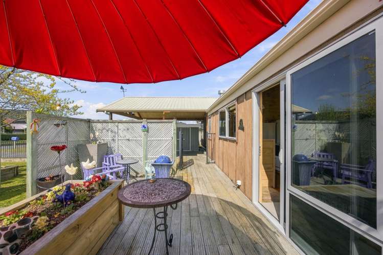 37 Pukeko Way Kinloch_25