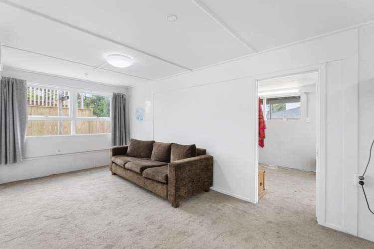 1 Christina Avenue Te Atatu South_16