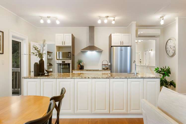 4 Kereru Grove Greenhithe_14