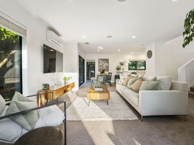 12B McCahill Views Botany Downs_4