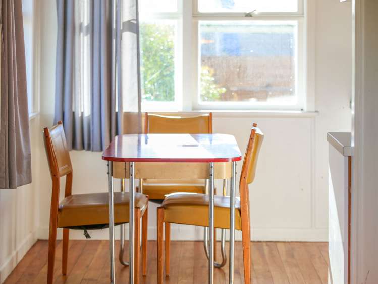 325 Hazelmere Crescent_4
