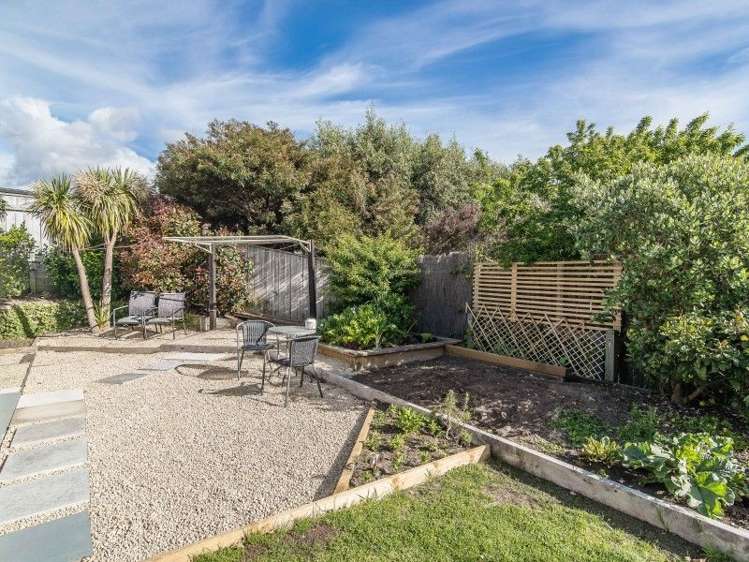 12 Rifleman Lane Paraparaumu Beach_16