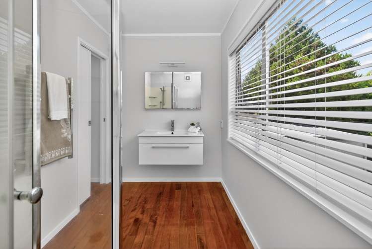 41 Glenfern Road Mellons Bay_23