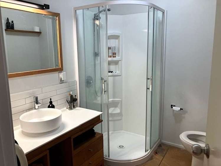 24A Carnmore Place Torbay_14