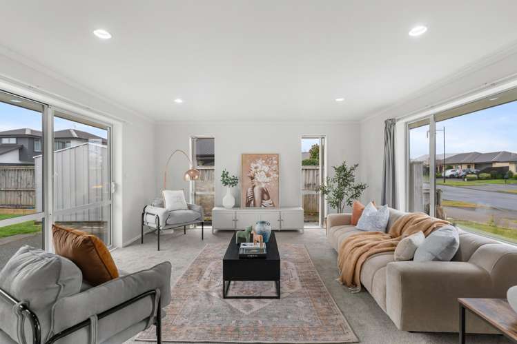 1 Somerville Crescent_2