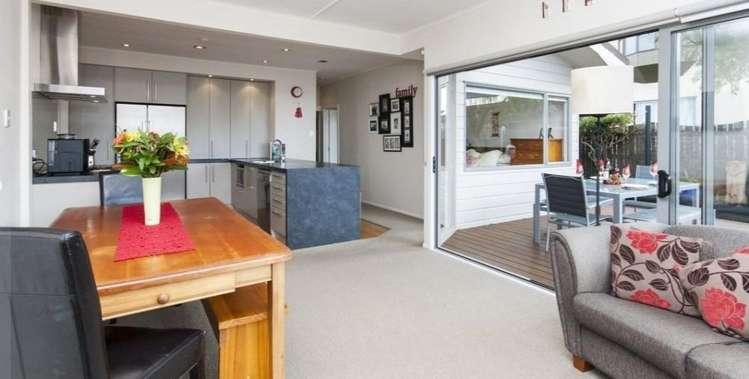 1 & 2/124 Bucklands Beach Road Bucklands Beach_8