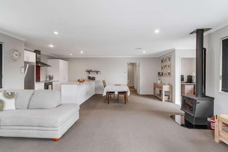 6 Atkins Way Ohauiti_7