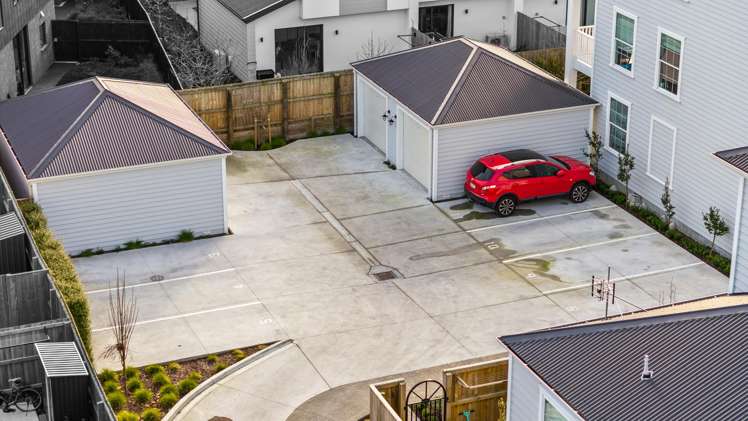 6/11 Bunyan Street Waltham_27