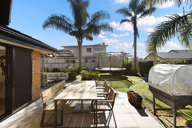 35 Stoneleigh Drive Chartwell_19