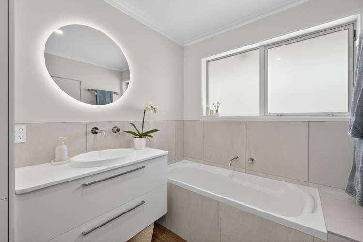 2/83 Winchester Street Merivale_20