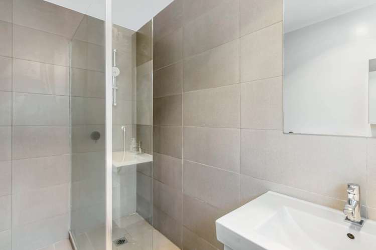 14 Tower Hill Stanmore Bay_14