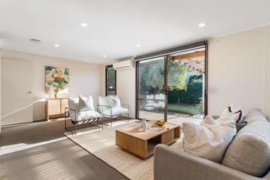 11a Viewland Avenue_4
