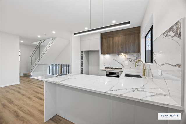 27 Jandell Crescent Bucklands Beach_4
