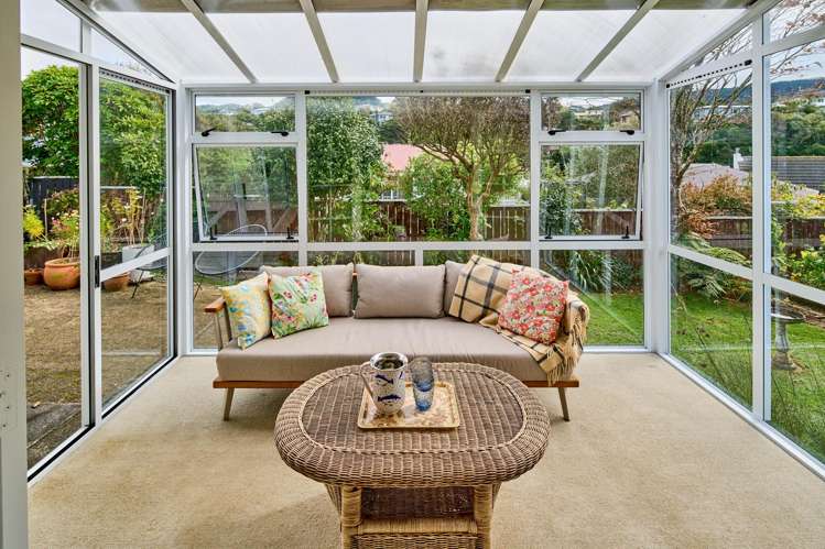 11 Mckeefry Grove Tawa_6