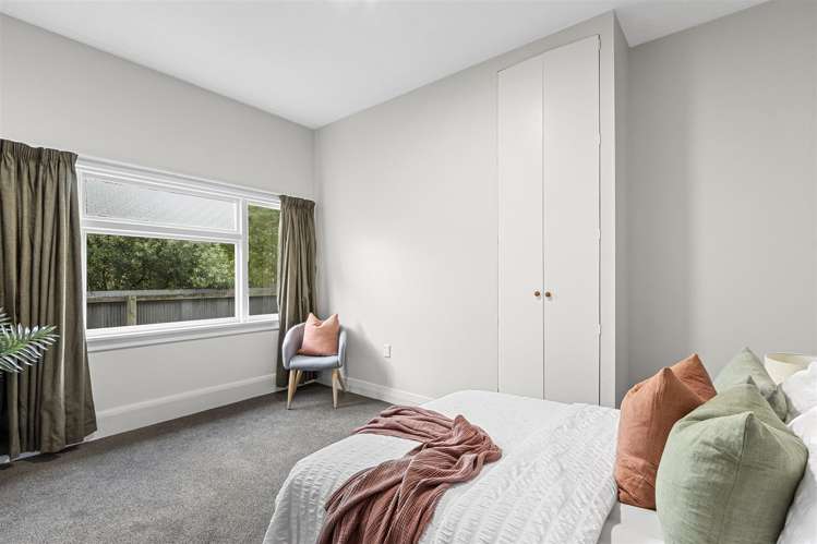 8 James K Baxter Place Addington_8