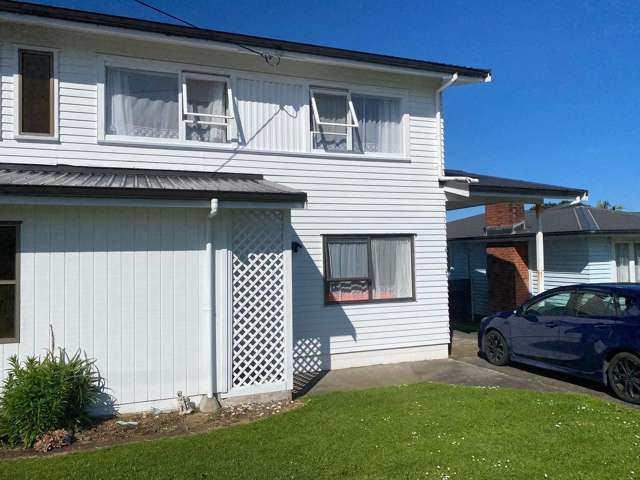 Charming Family Home in Te Atatu Peninsula