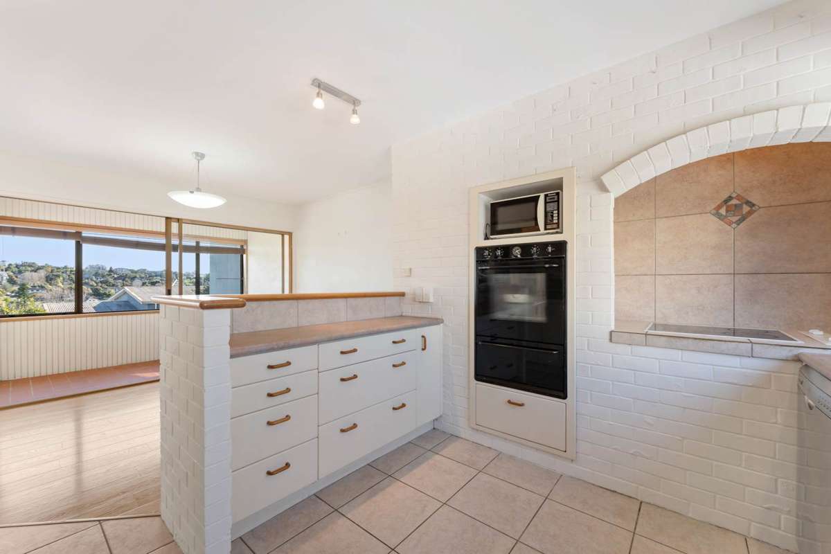 2/48 Mayfair Crescent_5