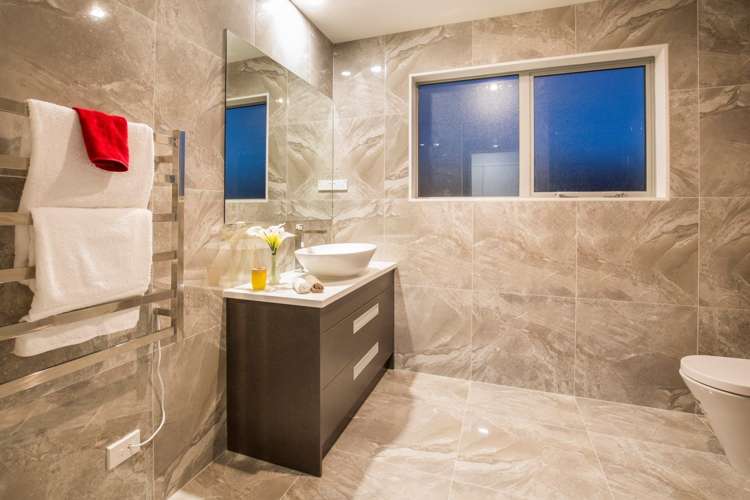 40 Milano Boulevard Karaka_17