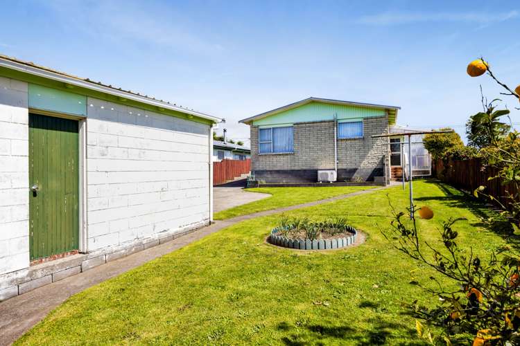 82 Grey Street Waitara_24