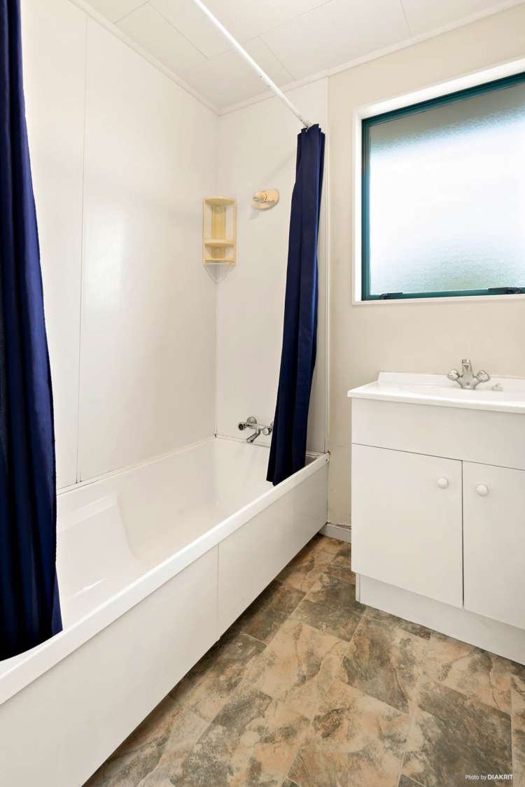 62 Leybourne Circle Glen Innes_17